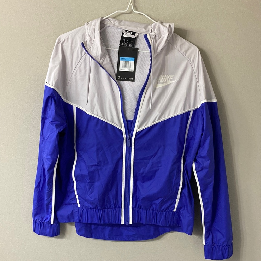 Nike Windbreaker jacket. Medium. Brand new with tags!